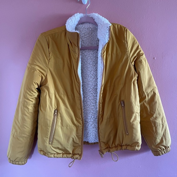 Love Tree Reversible Cream White and Mustard Yellow Sherpa Jacket - Picture 4 of 4